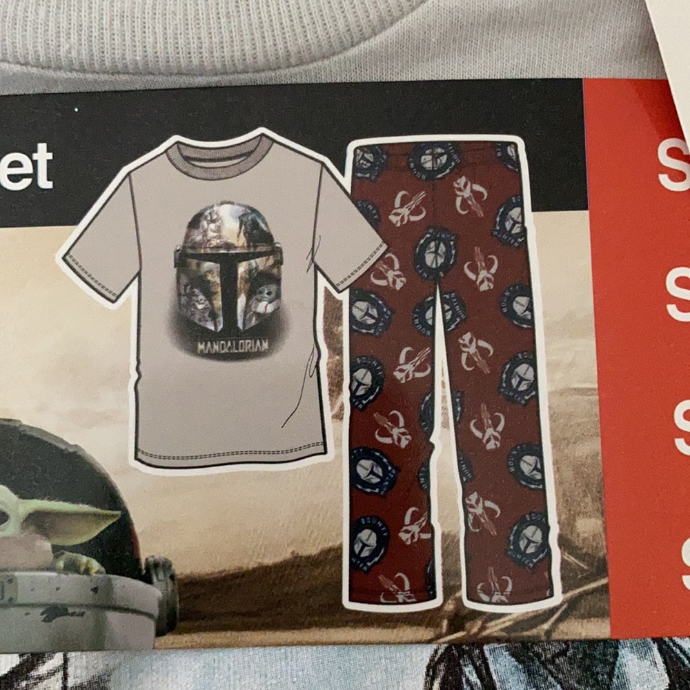 Star Wars Mandalorian 2 piece short sleeve pajama set Size Small NWT